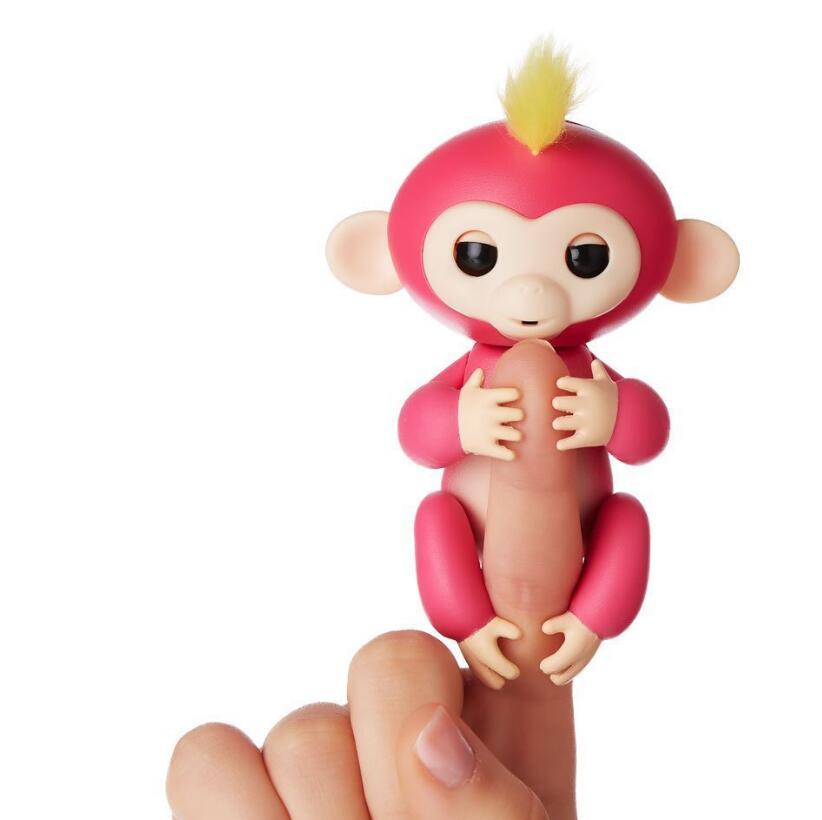 Fingerlings monkey toy