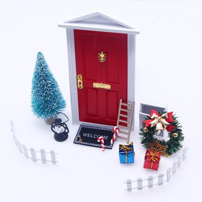 Christmas Door Dollhouse